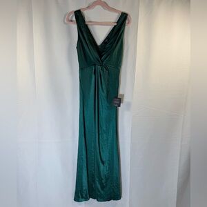 Lulus Elegant V-Neck Sleeveless Emerald Green Dress S